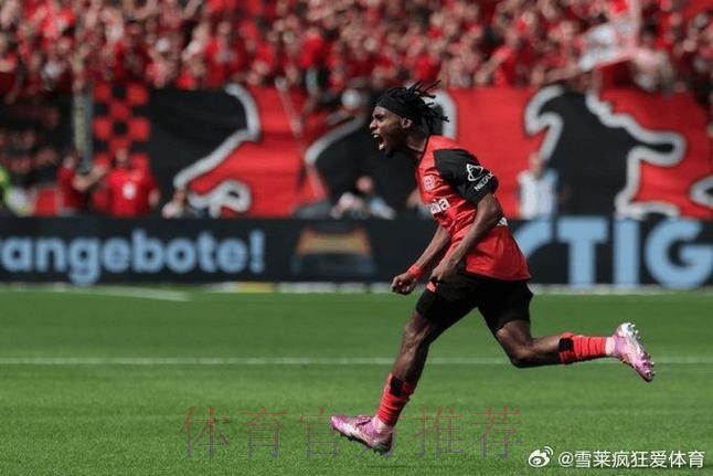 记者：皇马正关注勒沃库森边翼卫弗林蓬